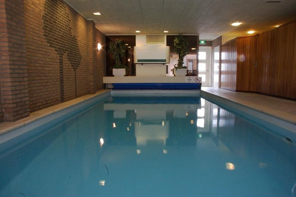 Hotel & Appartementen Royal Sas van Gent ภายนอก รูปภาพ